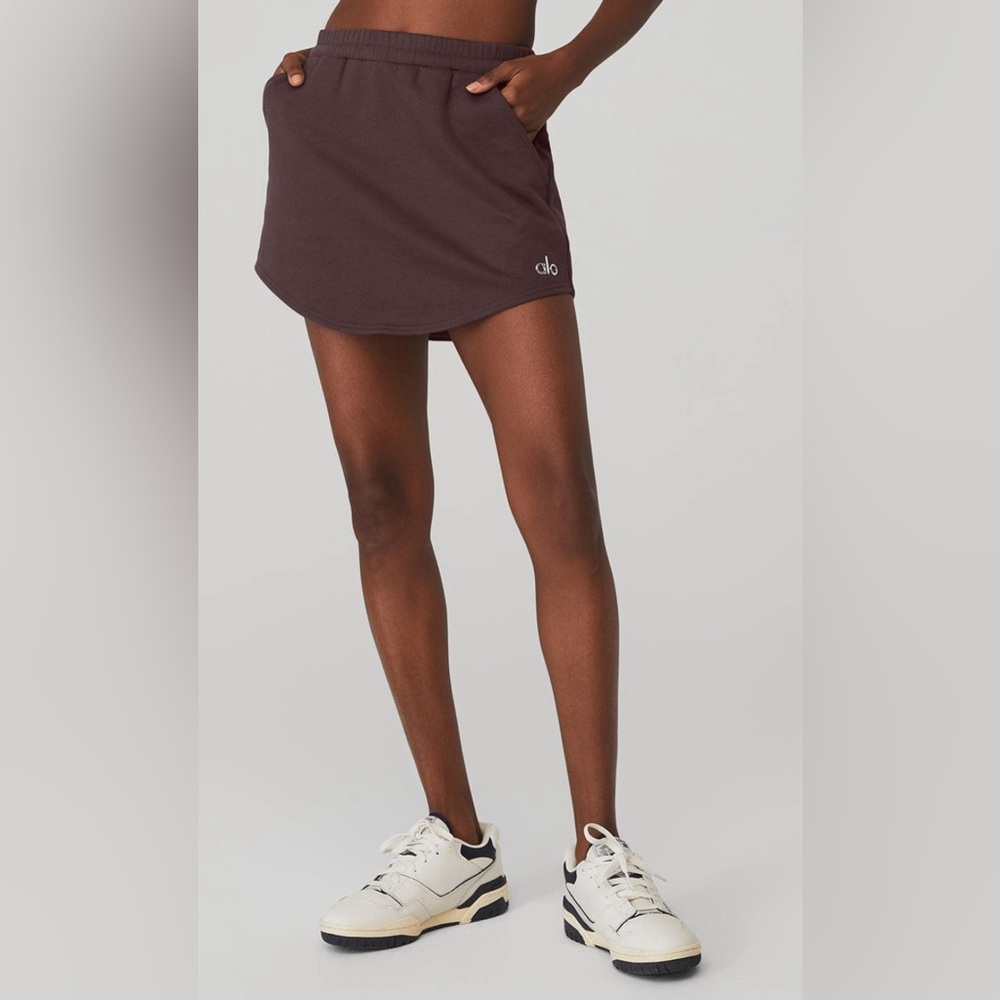 ALO High-Waist Accolade Skirt Size L